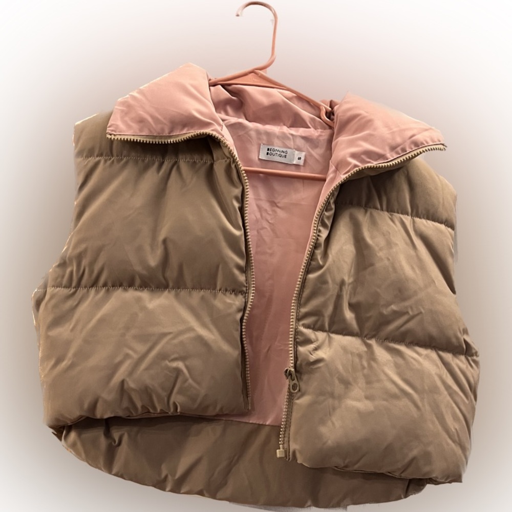 Pink/Tan cropped puffer vest